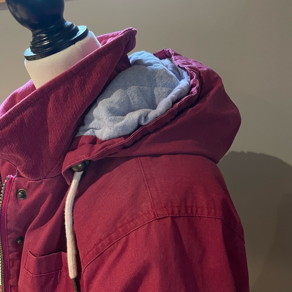 Lighthouse Rain Jacket - Picture 5 of 11